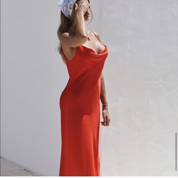 NWT ZARA Satin Dress Red S Blogger’s Favorite - Picture 4 of 9